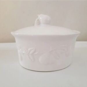 Lillian Vernon vintage farmhouse dish